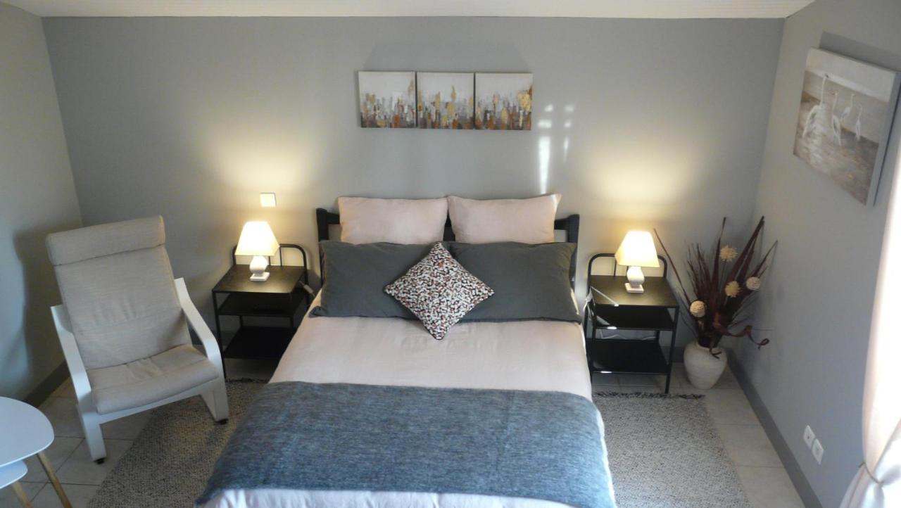 Berthez Au Bras D'Argent Bed & Breakfast エクステリア 写真